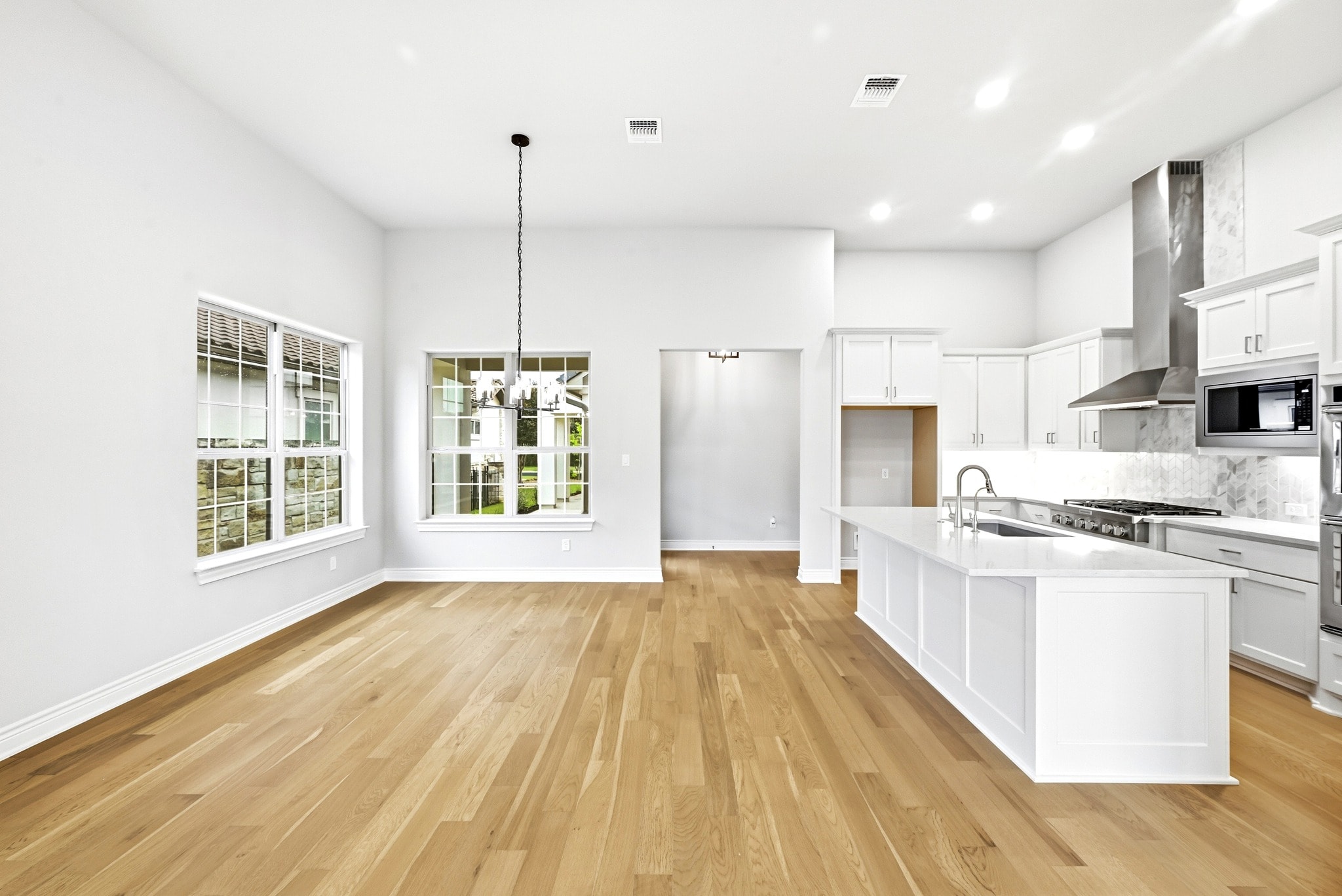 205 Indigo Lane — photo 11