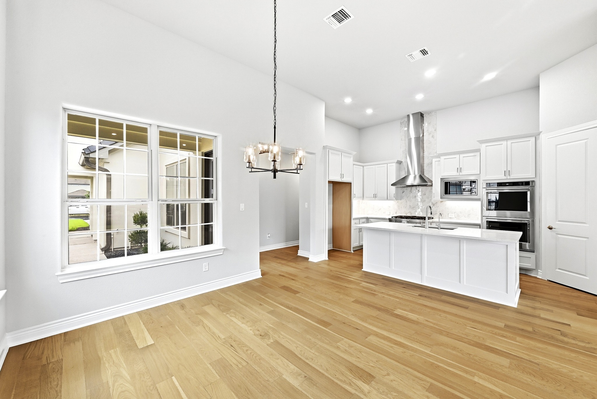 205 Indigo Lane — photo 12