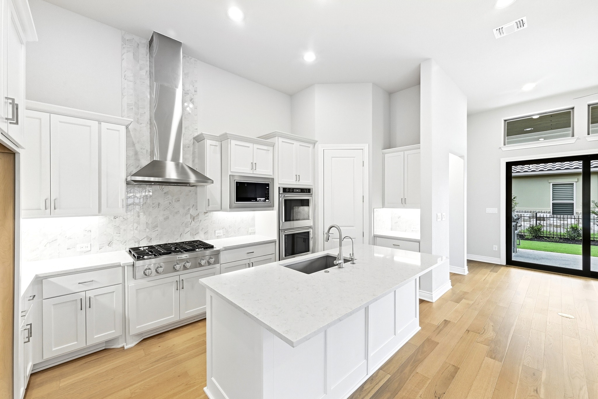 205 Indigo Lane — photo 14