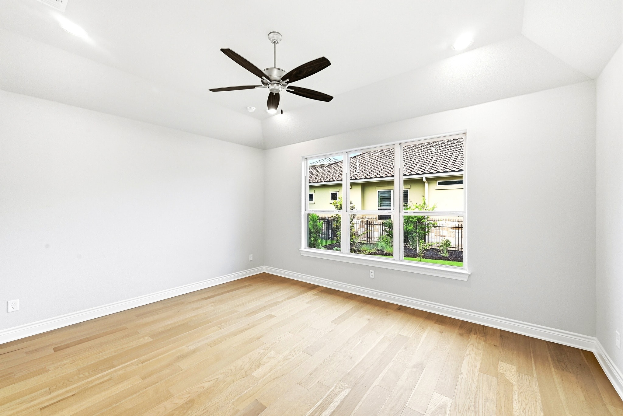 205 Indigo Lane — photo 17