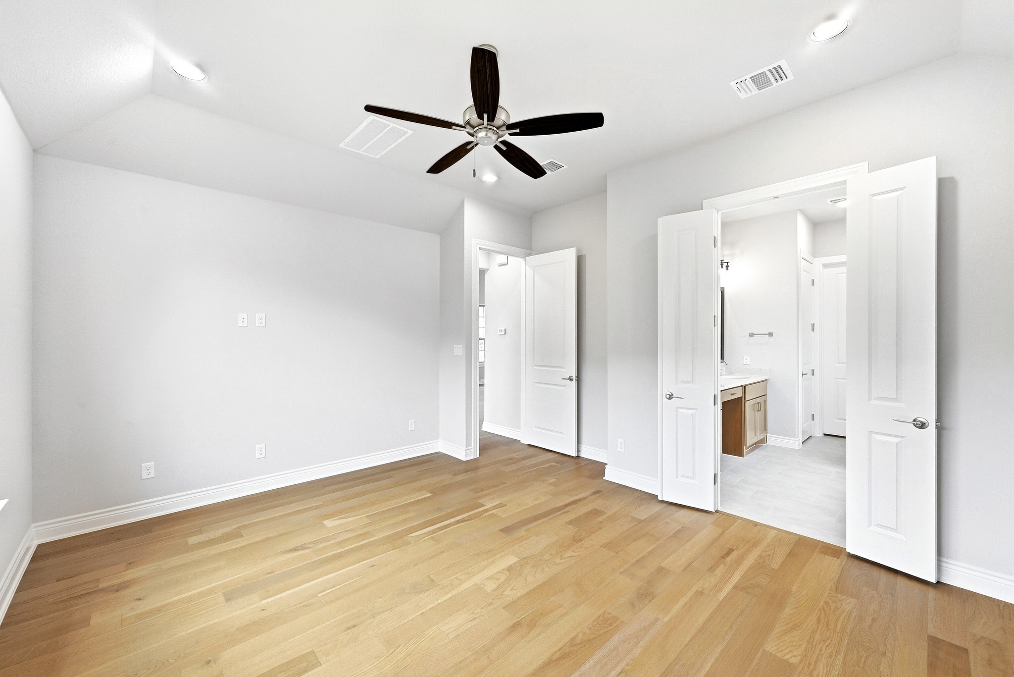 205 Indigo Lane — photo 18