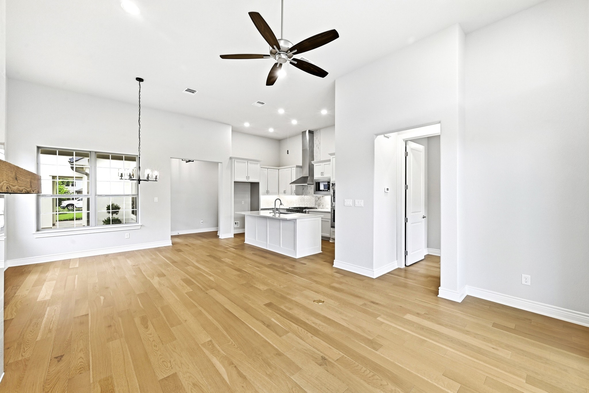 205 Indigo Lane — photo 7